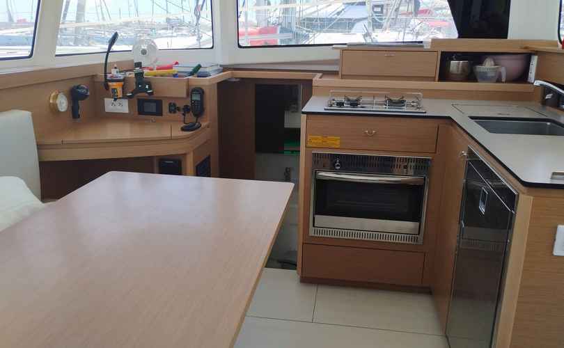 Photo Excess 11 (2023)