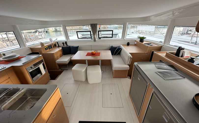 Photo Excess 14 (2023)