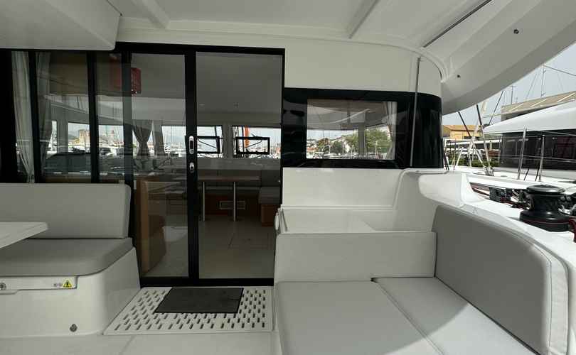 Photo Excess 14 (2024)