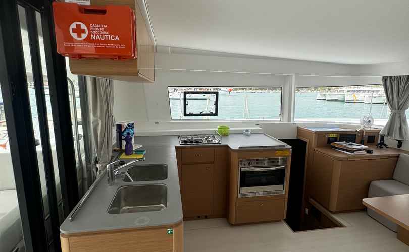 Photo Excess 14 (2024)