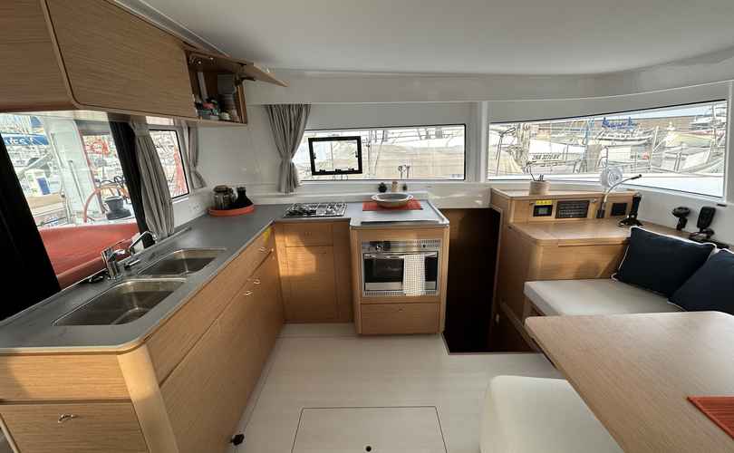 Photo Excess 14 (2023)