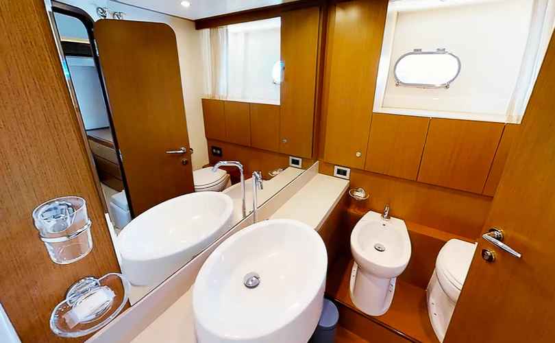 Photo Ferretti 630 (2009)