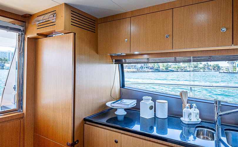 Photo Ferretti 630 (2009)