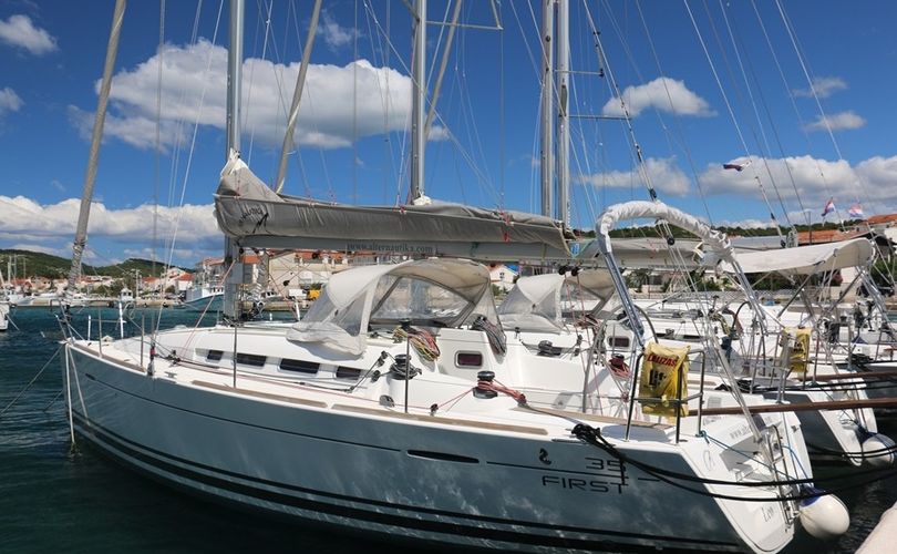 Photo First 35 (2012)