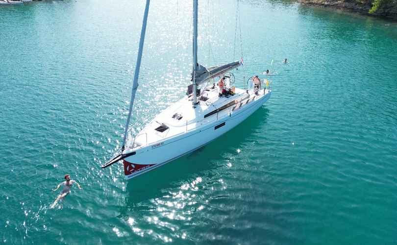 Photo First 36 (2022)