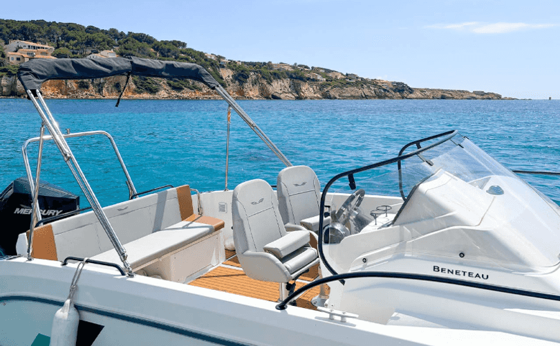Flyer 8 Sundeck