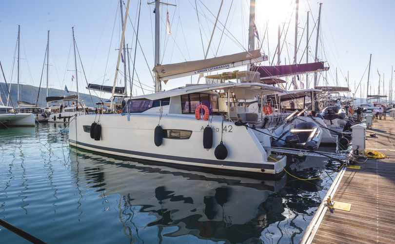 Astrea 42