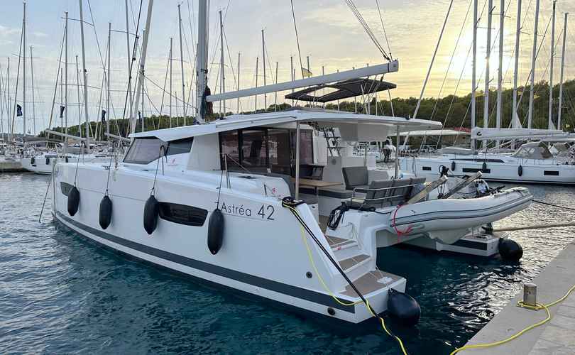 Astrea 42