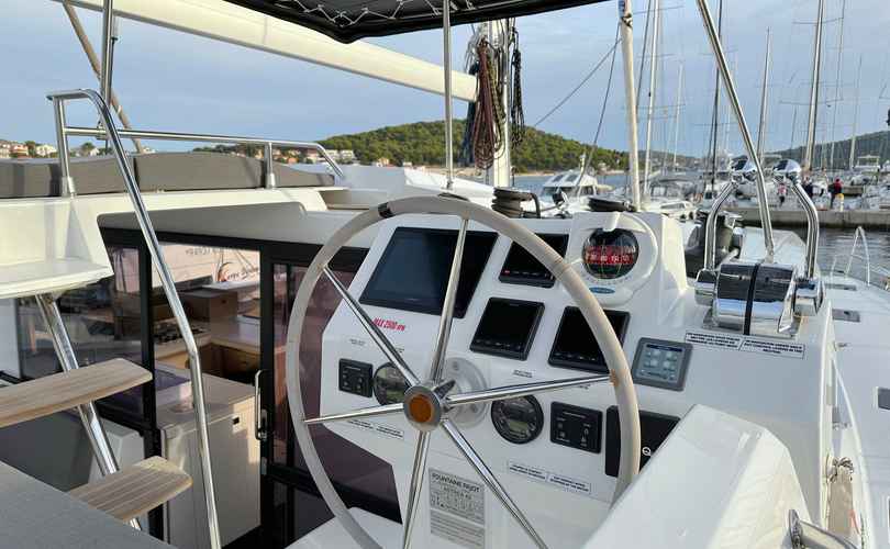 Astrea 42