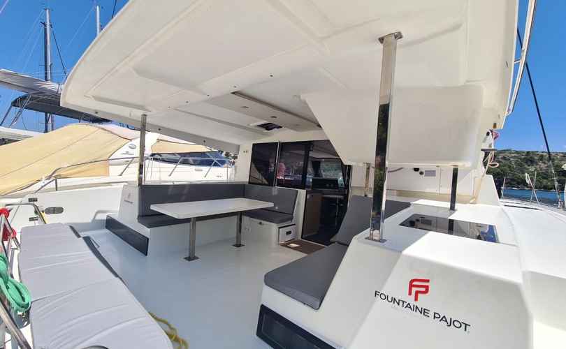 Lucia 40