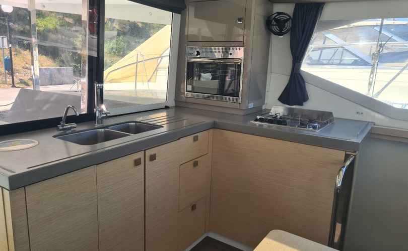 Lucia 40