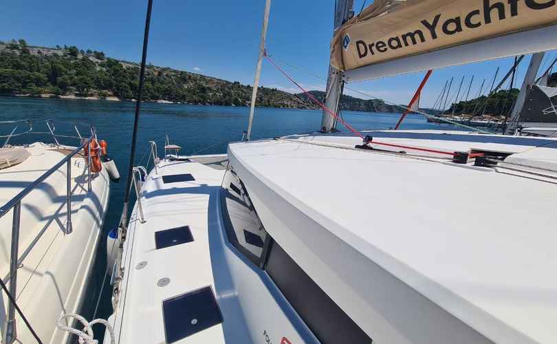 Lucia 40
