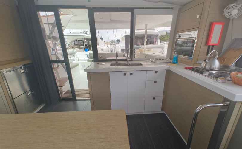 Lucia 40