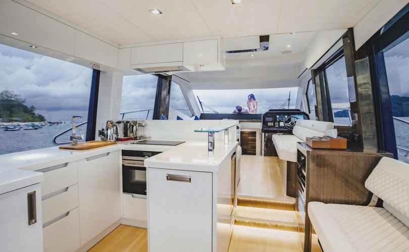 Galeon 500 Fly