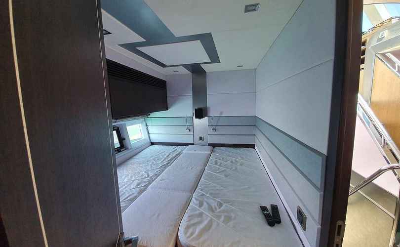 Photo Galeon 700 Skydeck (2010)