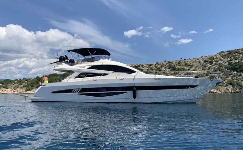 Photo Galeon 700 Skydeck (2010)