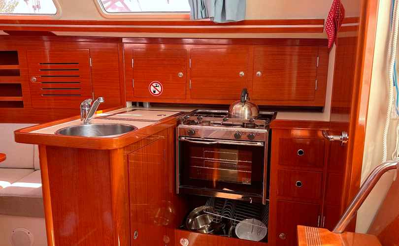 Hanse 315