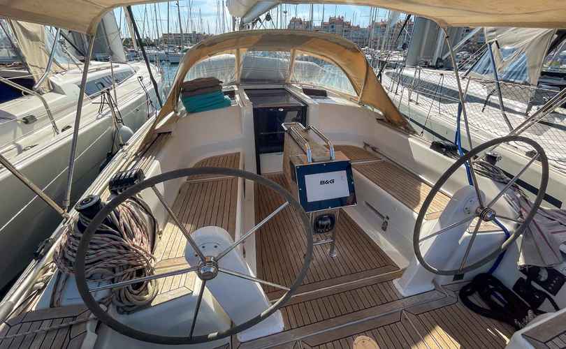 Hanse 348