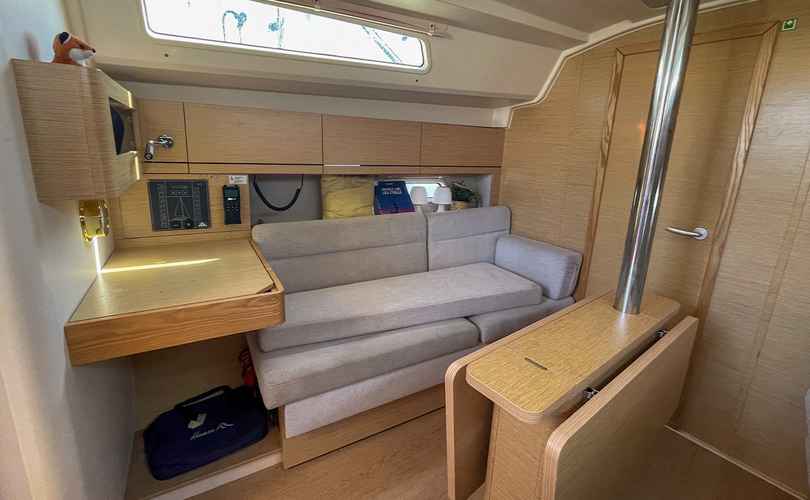 Hanse 348