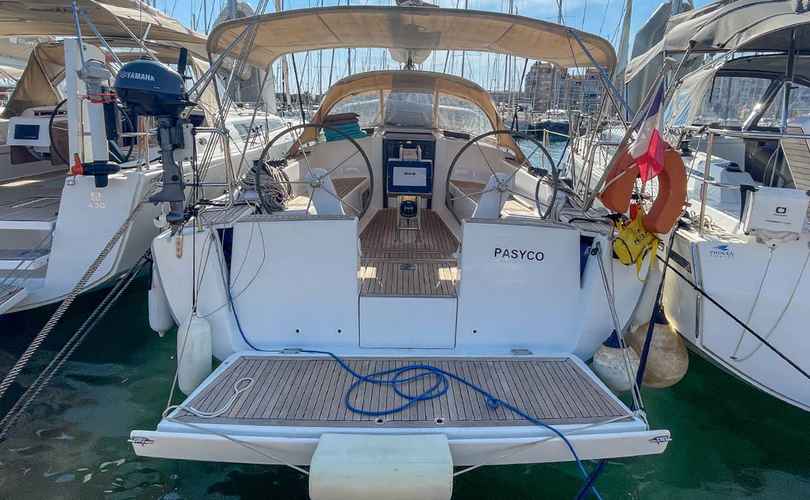 Hanse 348