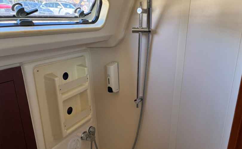 Hanse 385