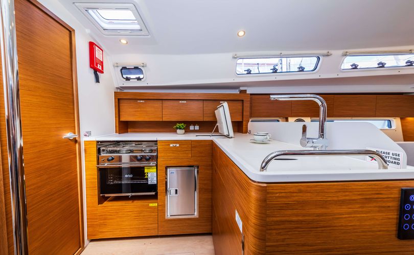 Hanse 410