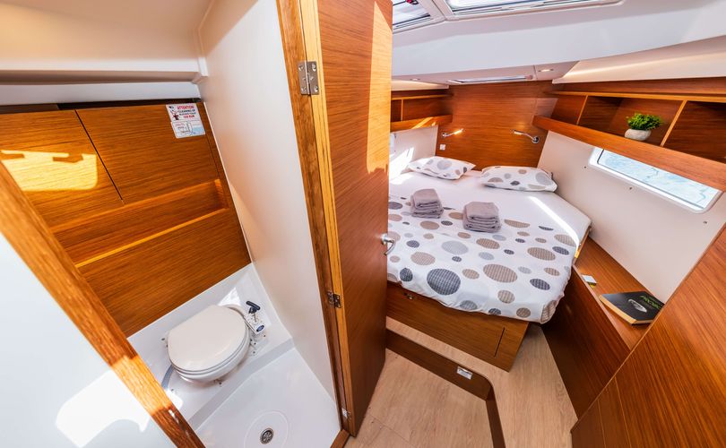 Hanse 410