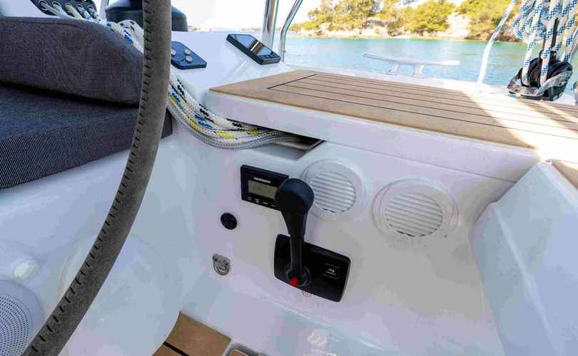 Hanse 410