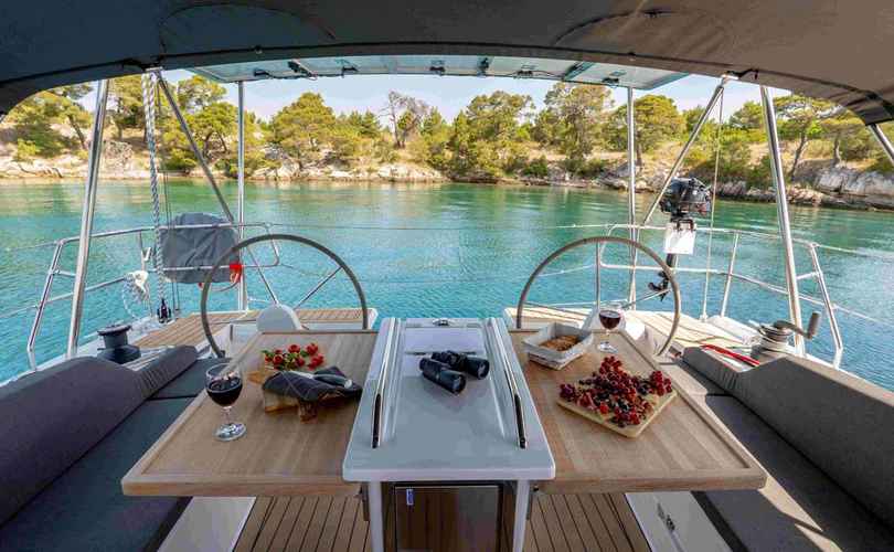 Hanse 410