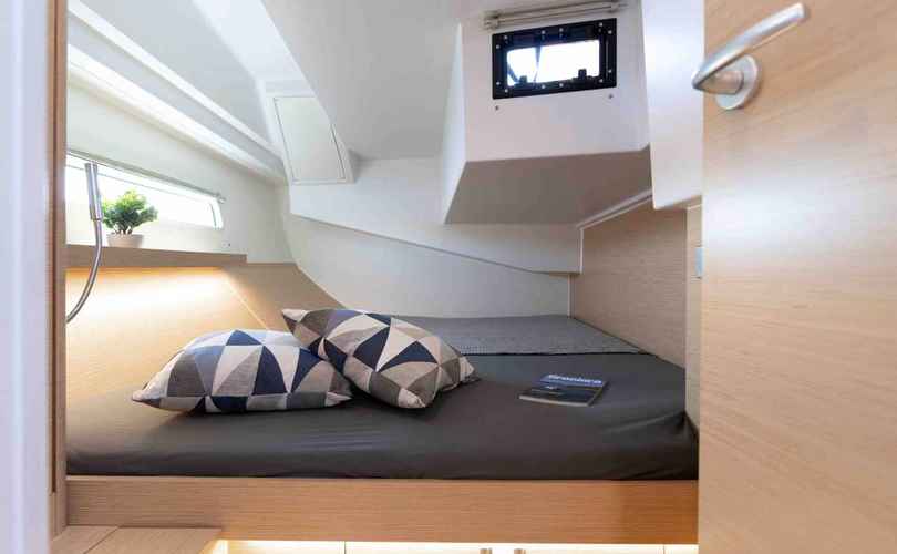 Hanse 410