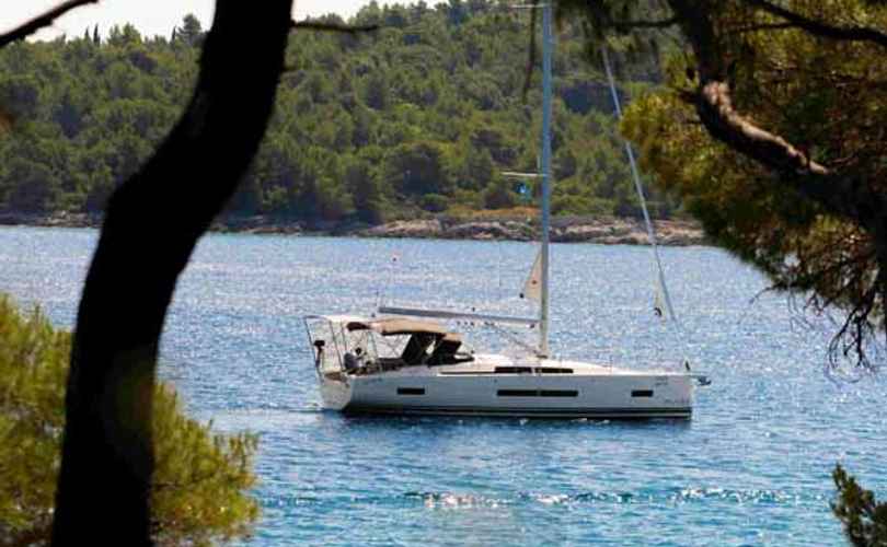 Hanse 410