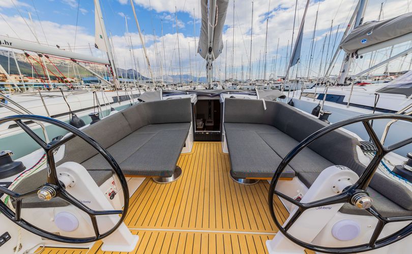 Hanse 410