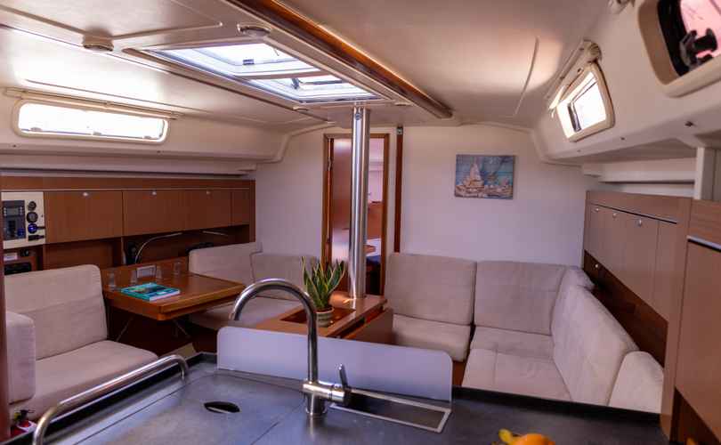 Hanse 415