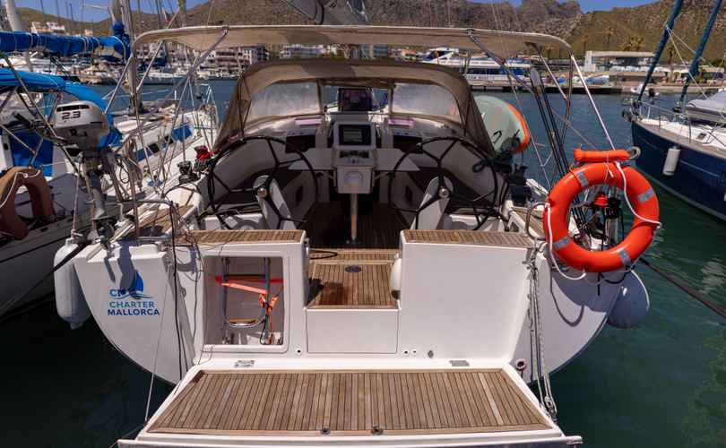 Hanse 415