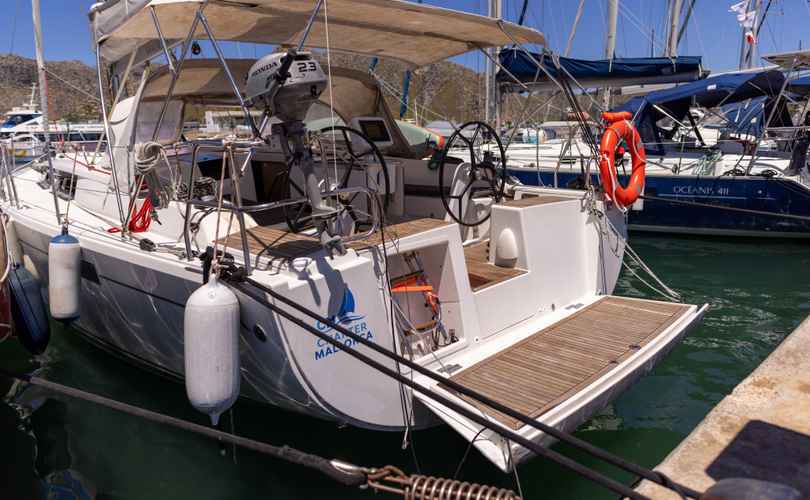 Hanse 415