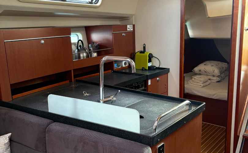 Hanse 415
