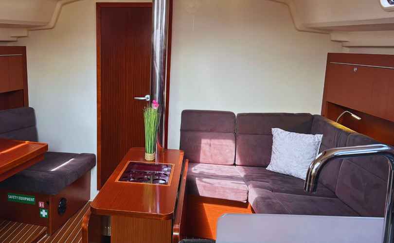 Hanse 415
