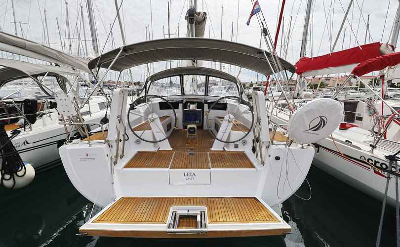 Hanse 418