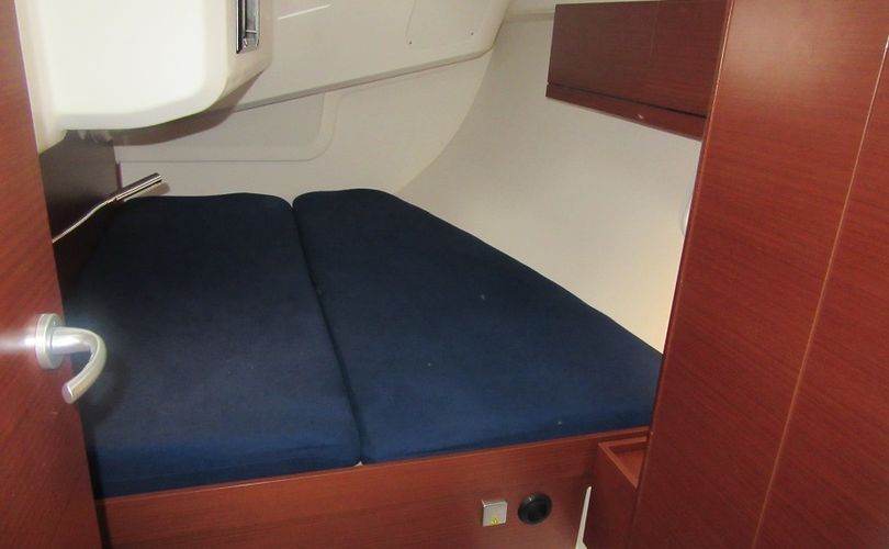 Hanse 418