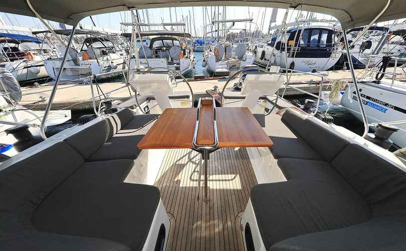 Hanse 455