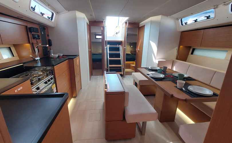 Hanse 460