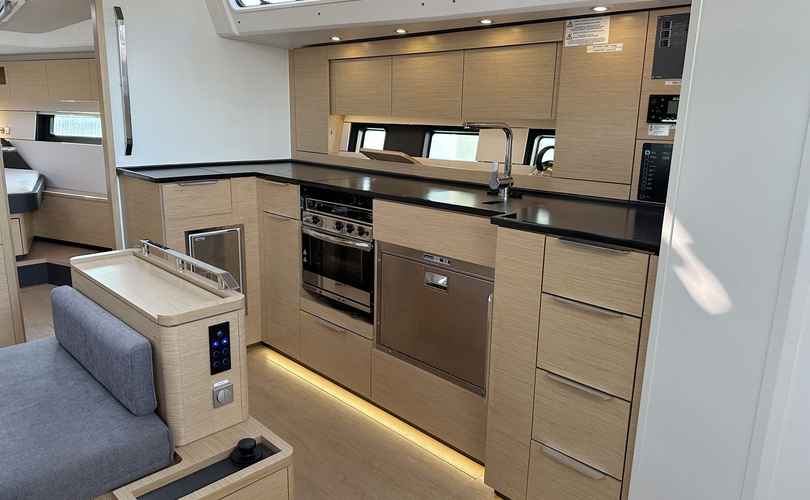 Hanse 460
