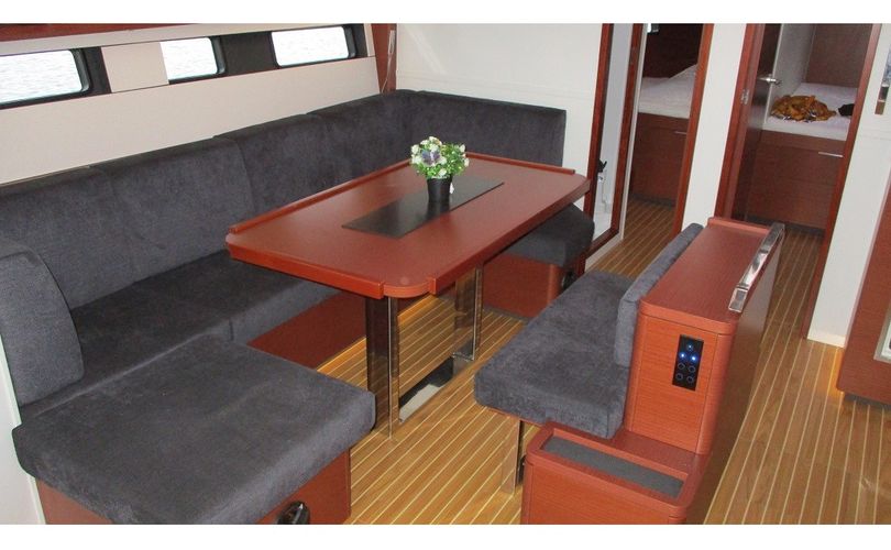 Hanse 460