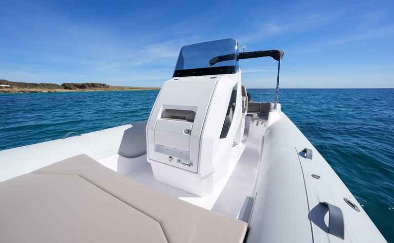 Photo Predator 700 (2025)
