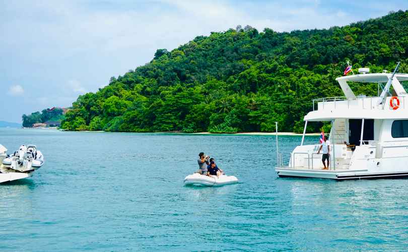 Photo Activa 5800 (2013)