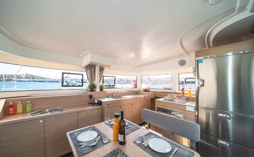 Photo Lagoon 38 (2026)