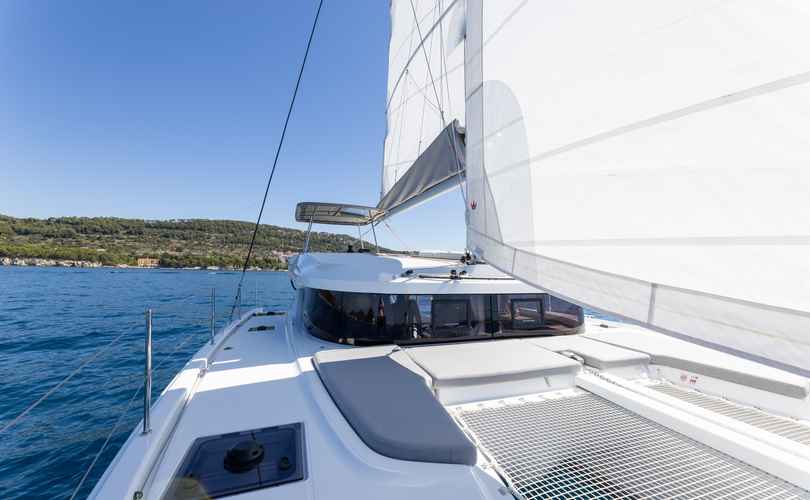 Lagoon 38