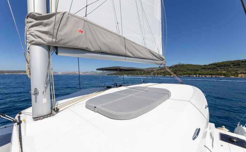 Lagoon 38