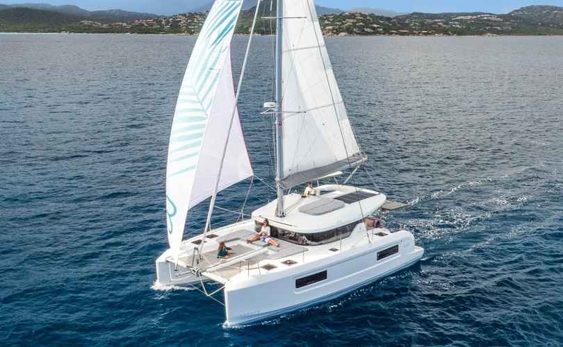 Lagoon 38