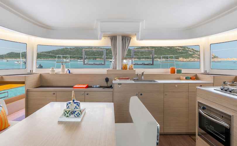 Lagoon 38